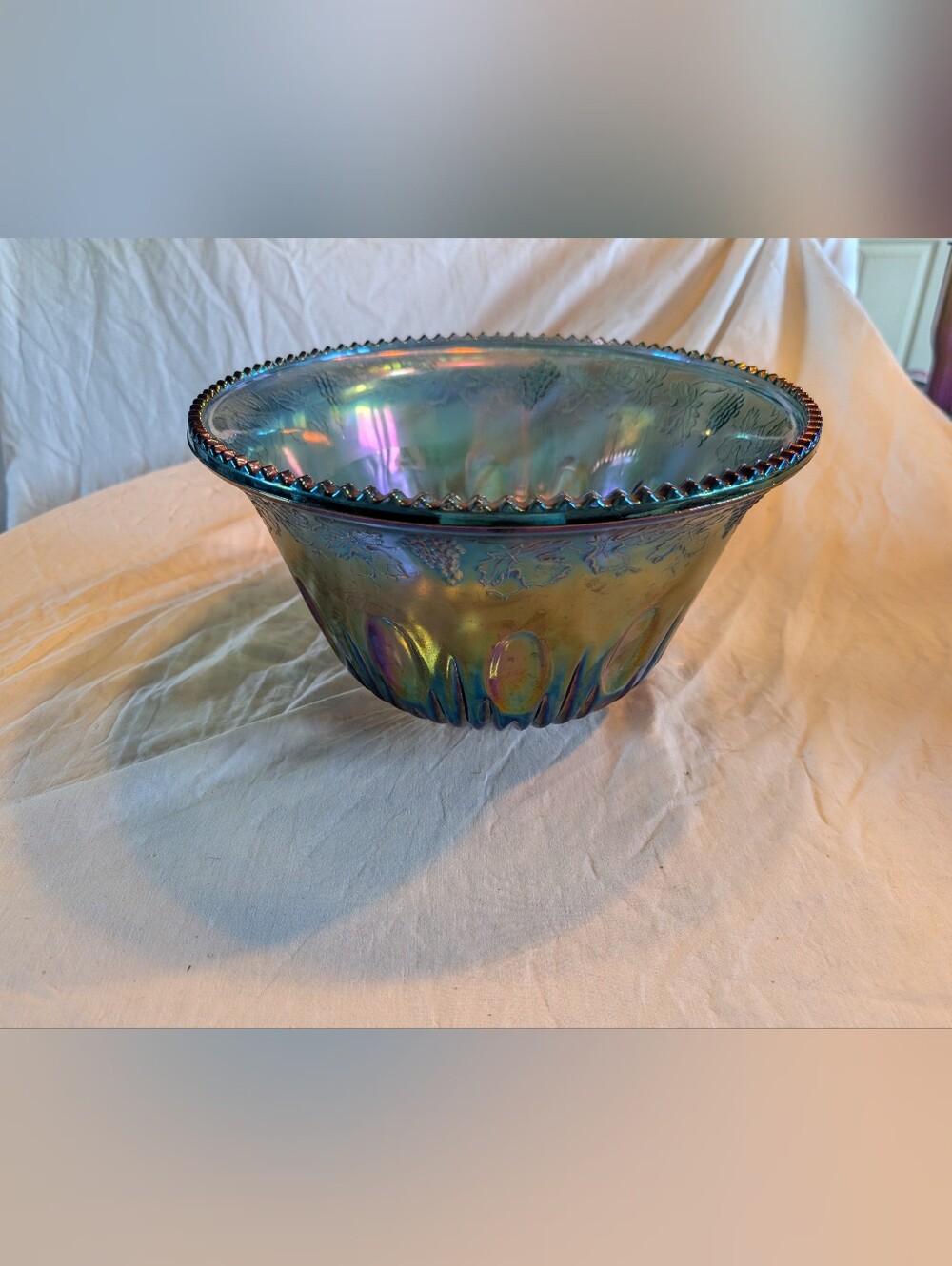 2/50$ Indiana Glass Iridescent Blue  Carnival Glass punch Bowl